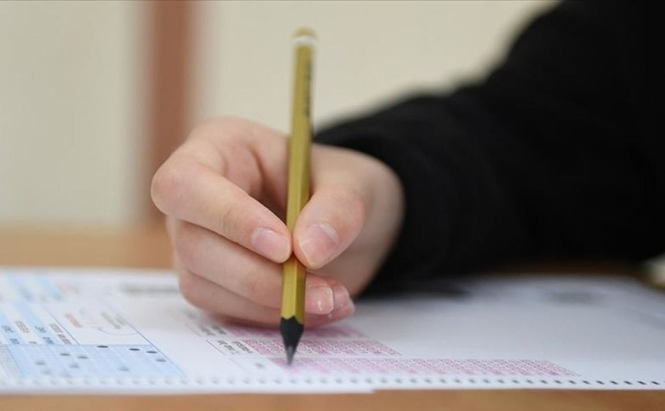 AGS sonuçları açıklandı: Öğretmen adayları sınıfta kaldı!