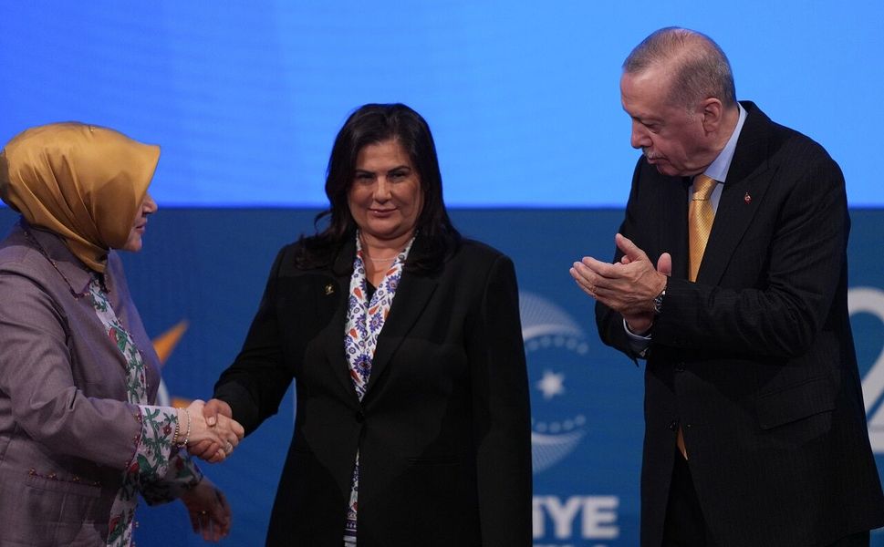 AK Parti'ye geçen Özlem Çerçioğlu’nun kredi talebi reddedildi!