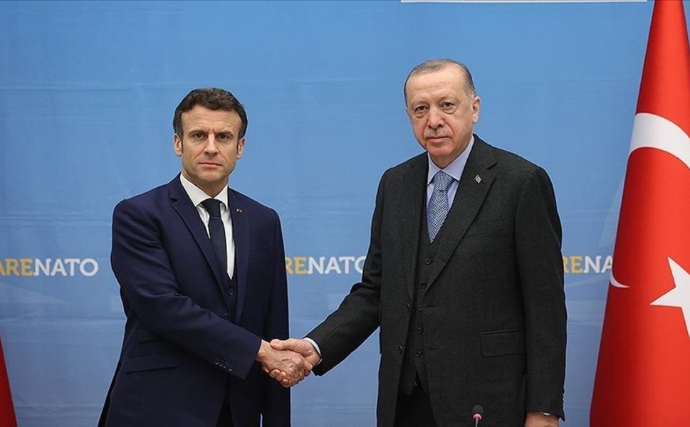 Erdoğan ve Macron İran ile ABD arasındaki ateşkesi görüştü
