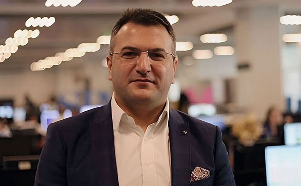 Cem Küçük'ten erken seçim iddiası: Kulislerde konuşulan tarihi açıkladı