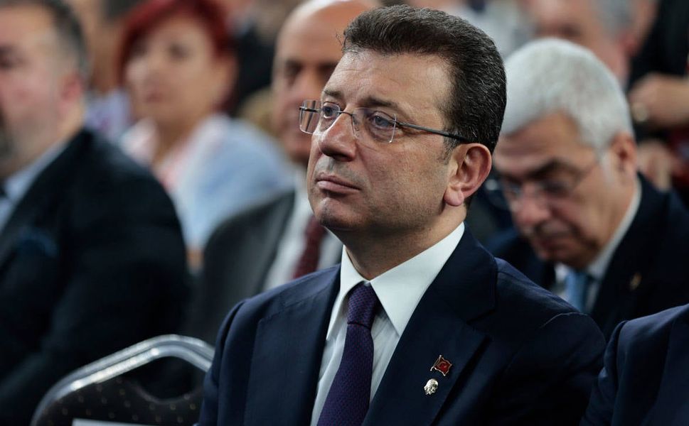 İmamoğlu'ndan 'deprem mektubu': 'Kayıplarda sorumluluğu olanlar hayatlarına devam ediyor'