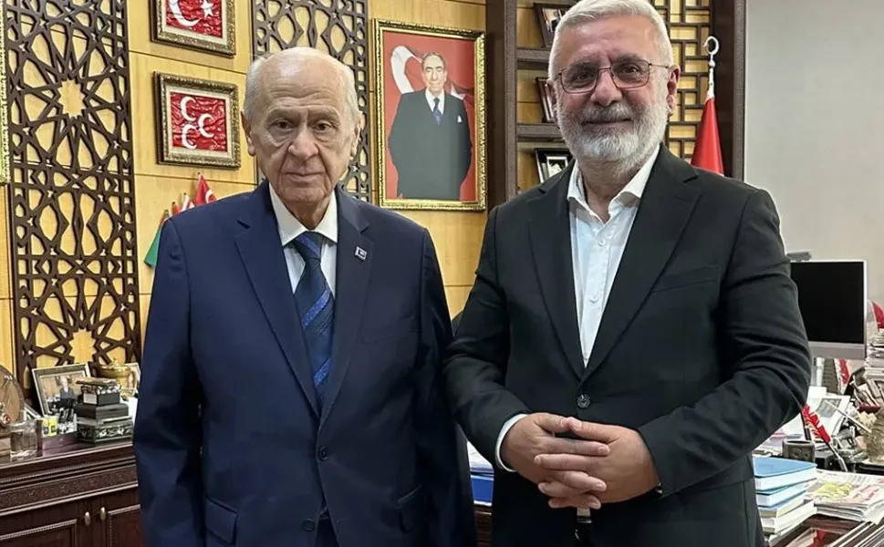 Mehmet Metiner’den İzzet Ulvi Yönter’in istifasının ardından MHP’ye 'dost tavsiyesi'