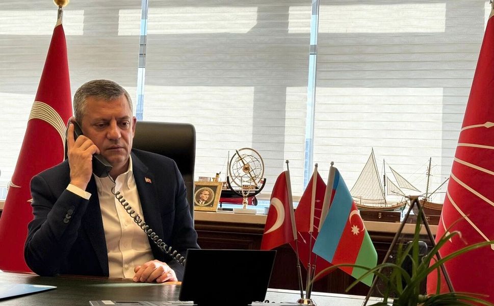 Özgür Özel'den siyasi parti liderlerine bayram telefonu