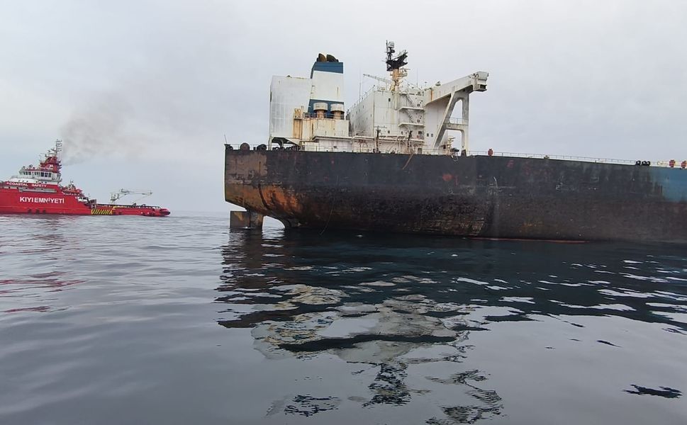 Bakanlık açıkladı: KAIROS isimli gemideki yangın söndürüldü