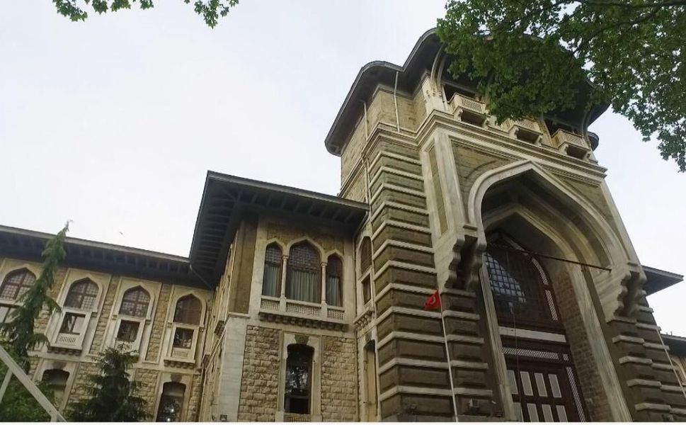 İstanbul Erkek Lisesi'ndeki 'taciz' soruşturması: Okul yönetimi ve öğretmenlere ceza