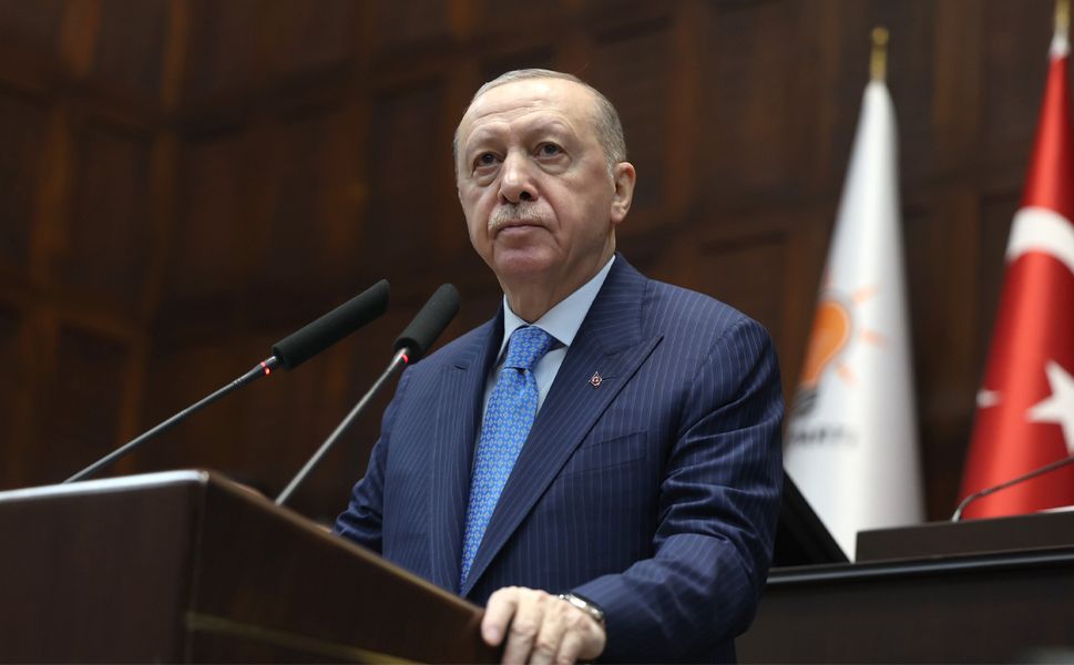 Erdoğan'dan şehit yakınlarına: Emanetinize leke sürülmesine izin vermeyeceğiz!