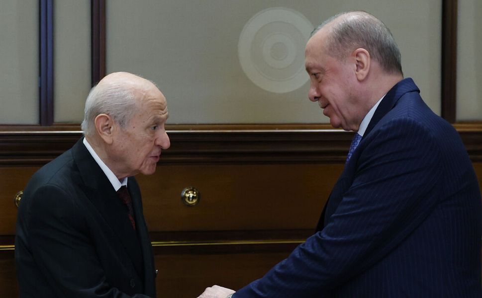 Metropoll anketi gündem oldu: MHP seçmeninin yüzde 40'ı Erdoğan'ı onaylamıyor