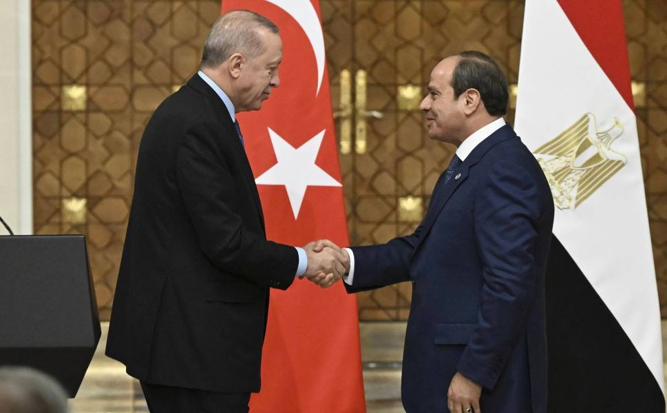 Erdoğan ve Sisi’den Kahire’de ortak basın toplantısı