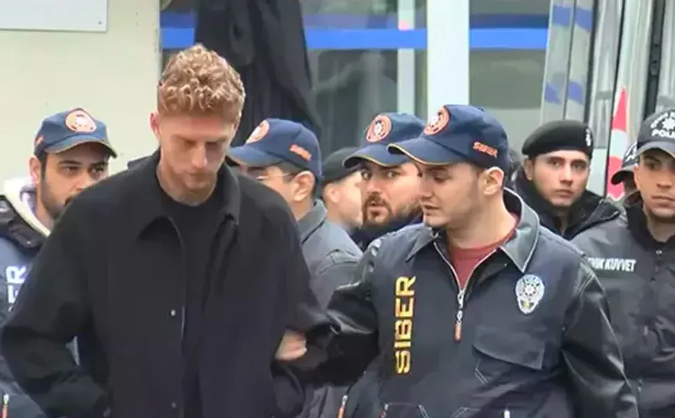 Galatasaraylı futbolcu Metehan Baltacı tahliye edildi