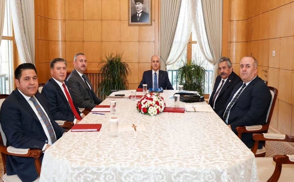 ‘Süreç’te kritik rapor: Meclis’in yol haritası 10 gün içinde netleşecek