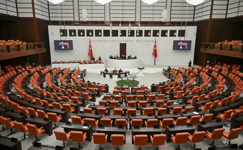 6 Şubat depreminin 3. yılında Meclis’te sıralar boş kaldı!