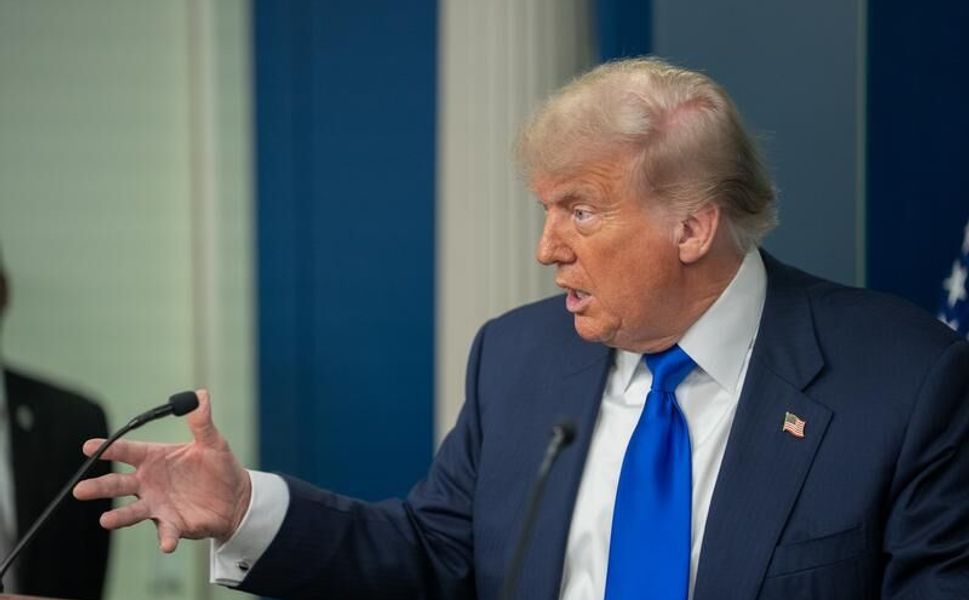 Trump'tan İran ile görüşmeye ilişkin kritik açıklama