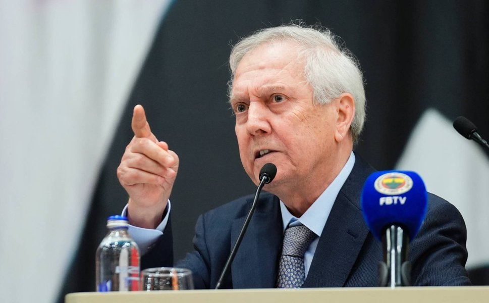 Aziz Yıldırım, Fenerbahçe başkanlığına aday olduğunu resmen açıkladı!