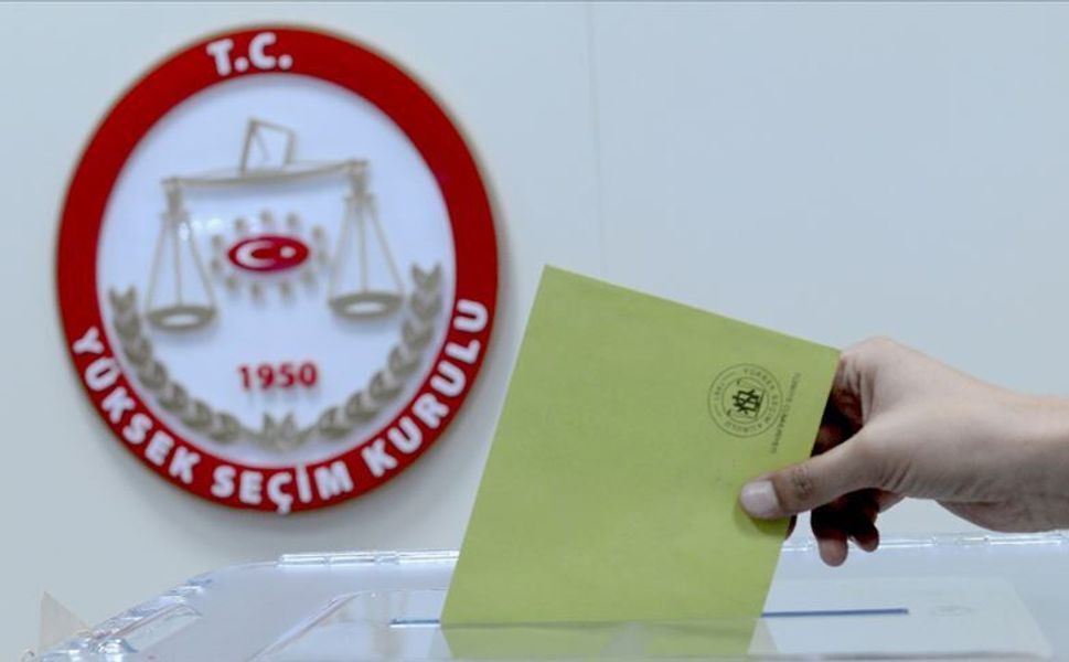 Savaşın gölgesinde ilk anket: AK Parti’den CHP’ye fark, DEM Parti’de yükseliş!