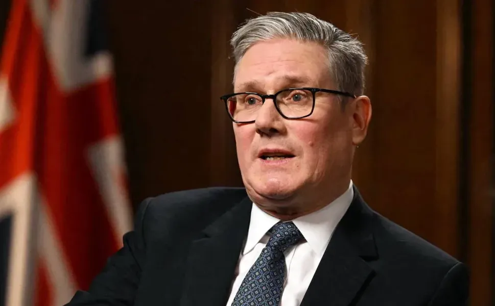 İngiltere Başbakanı Keir Starmer görevinden istifa etti