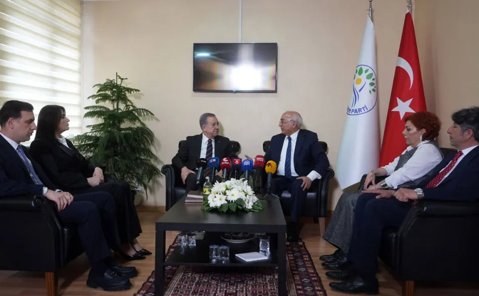 MHP ve DEM Parti bayramlaştı: Dikkat çeken Öcalan ve çözüm süreci mesajları