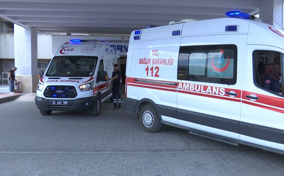 Oğlunu bıçaklayanı av tüfeğiyle vurarak öldürdü!