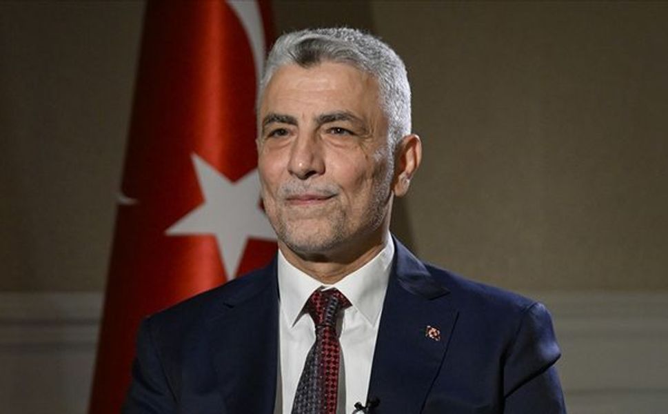 İddia: Ticaret Bakanı Ömer Bolat, aldığı fonları kriz öncesi sattı!