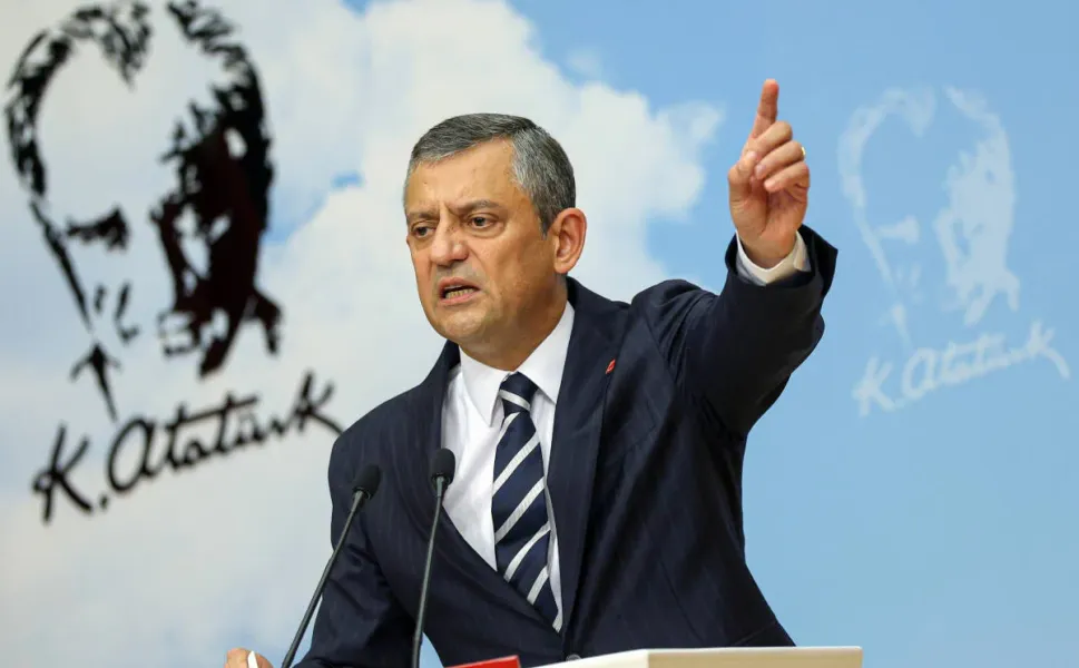 Özgür Özel: Cumhuriyetin en önemli kazanımı sandık tehlikededir