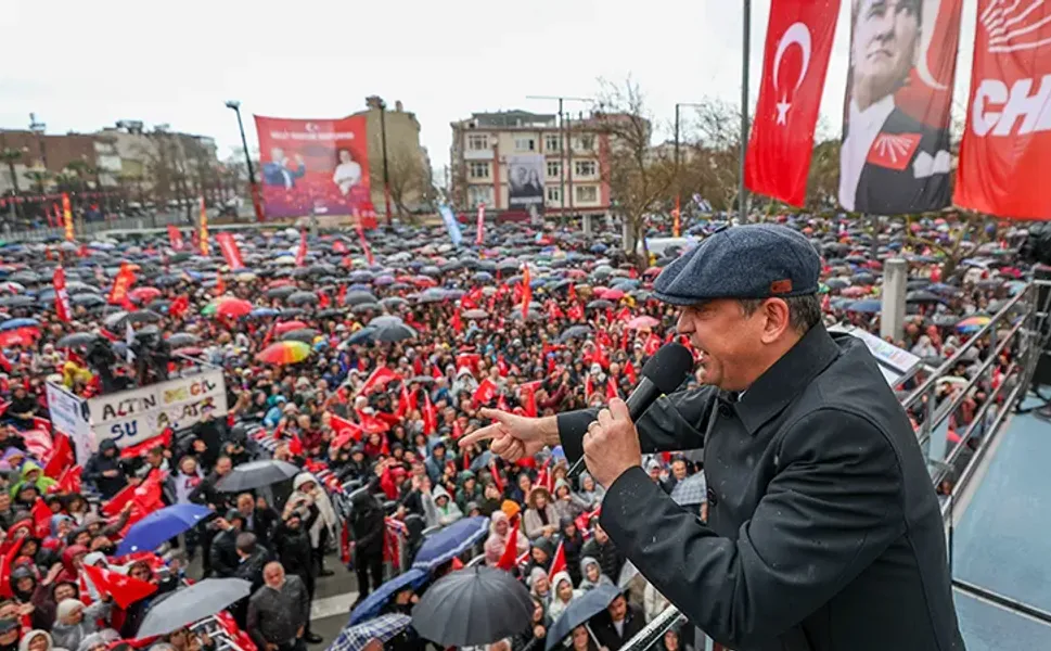 Özgür Özel: Polis kamerasından paparazi çıkaran düşmüşlüğe lanet olsun!