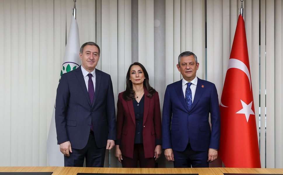 CHP, süreçten desteği çekiyor: 'Tutuksuz yargılama yoksa neden masada oturalım?'