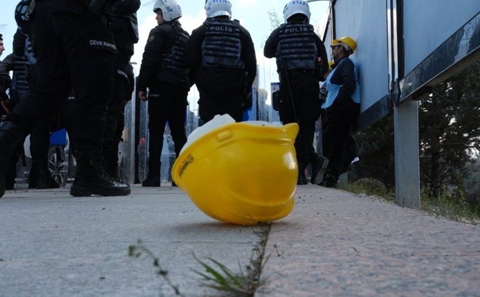 Ankara'da açlık grevine başlayan 110 madenci gözaltına alındı!
