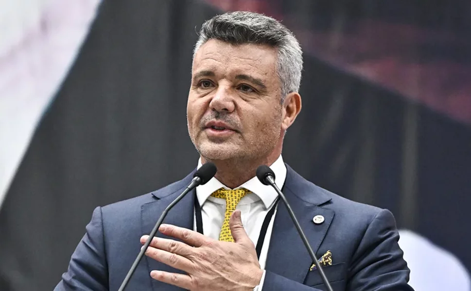 Sadettin Saran: 'Yeniden ayağa kalkıp yeniden savaşmak zorundayız'