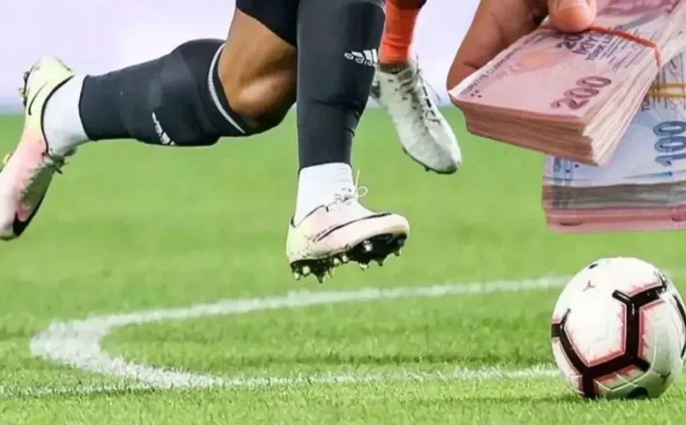 Türk futbolu batıyor! Üç büyüklerin borcu belli oldu