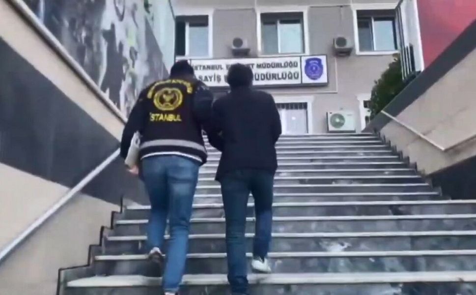 İstanbul merkezli 5 ilde 'change' araç operasyonu; 24 gözaltı