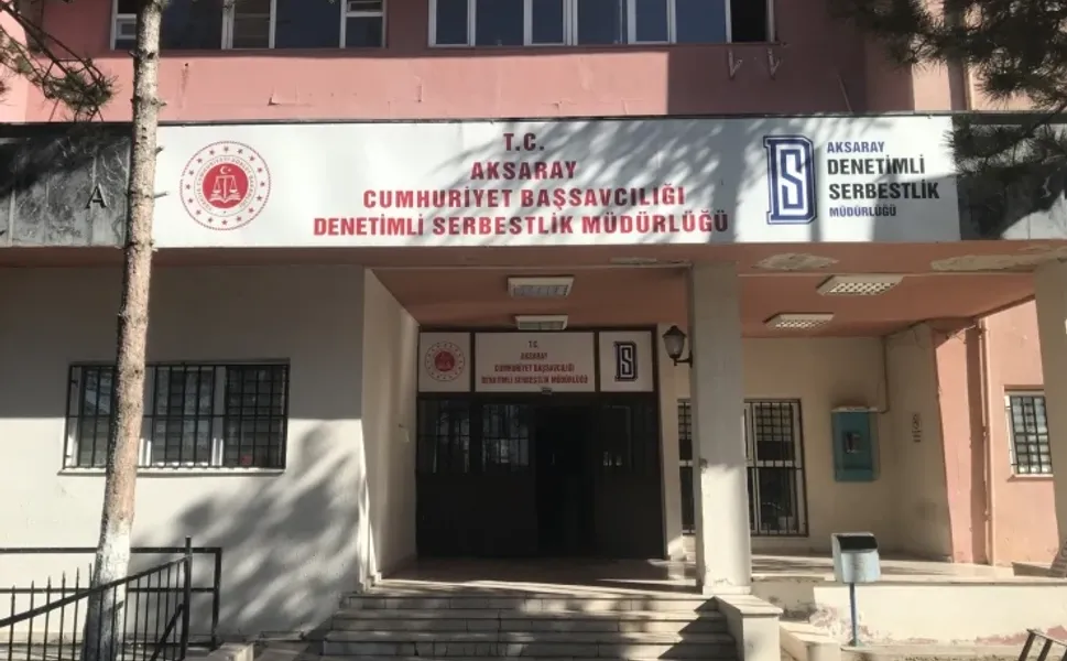 Denetimli serbestlik müdürlüğünde 'rüşvet': 9 kişi tutuklandı