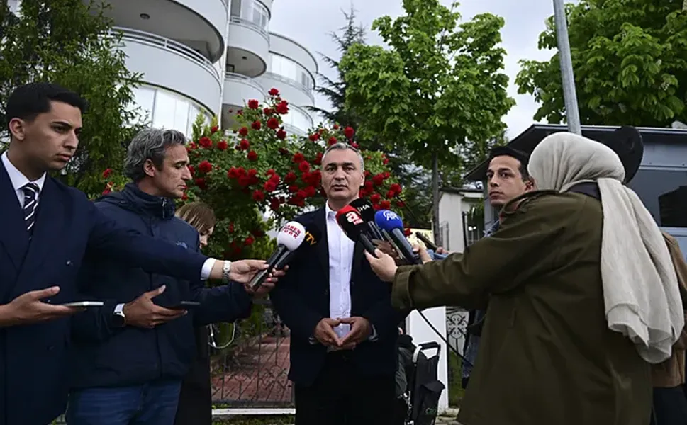 Özel'in, ‘Genel başkanı 2 milyon üye seçsin’ çağrısına Kılıçdaroğlu cephesinden ilk yanıt!