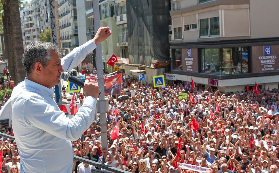 Özgür Özel’den Kemal Kılıçdaroğlu’na çağrı: ‘İki milyon CHP’li genel başkanı seçsin’