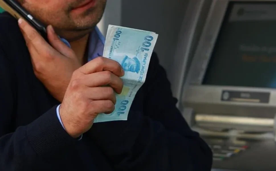 Cumhuriyet Savcısı, telefon dolandırıcılarına 850 bin lira kaptırdı!