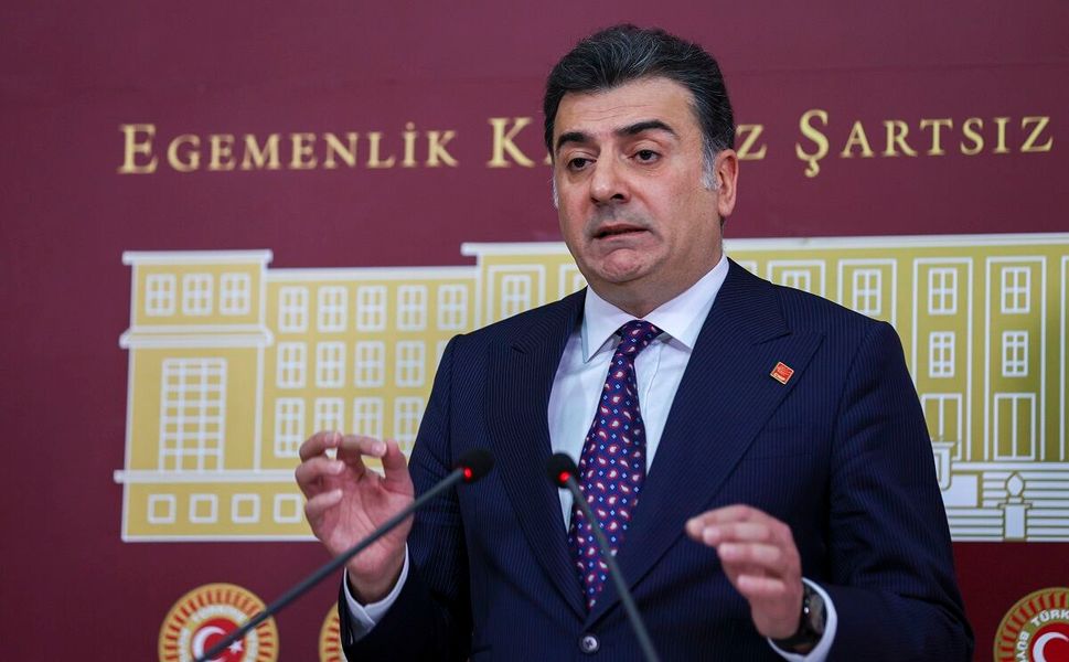 CHP sözcüsü tarih verdi: Kurultay için yetkili delegelerden imza toplayacağız