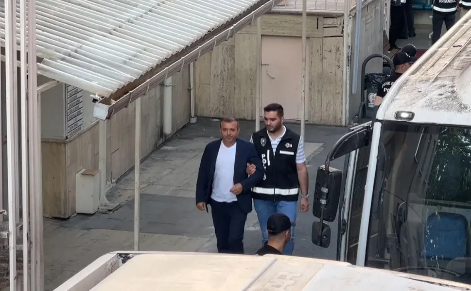 Silivri Belediye Başkanı Bora Balcıoğlu ve 9 kişi tutuklandı