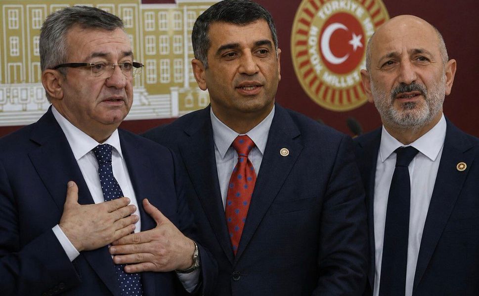 Kılıçdaroğlu ve Özgür Özel ile görüşen CHP'li 3 milletvekilinden ilk açıklama