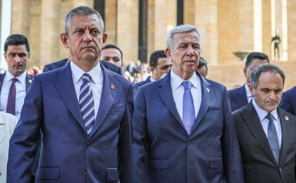 Siyasi dengeleri sarsan anket: Özel ve Yavaş’ın yeni partisinden AK Parti’ye 6 puan fark!