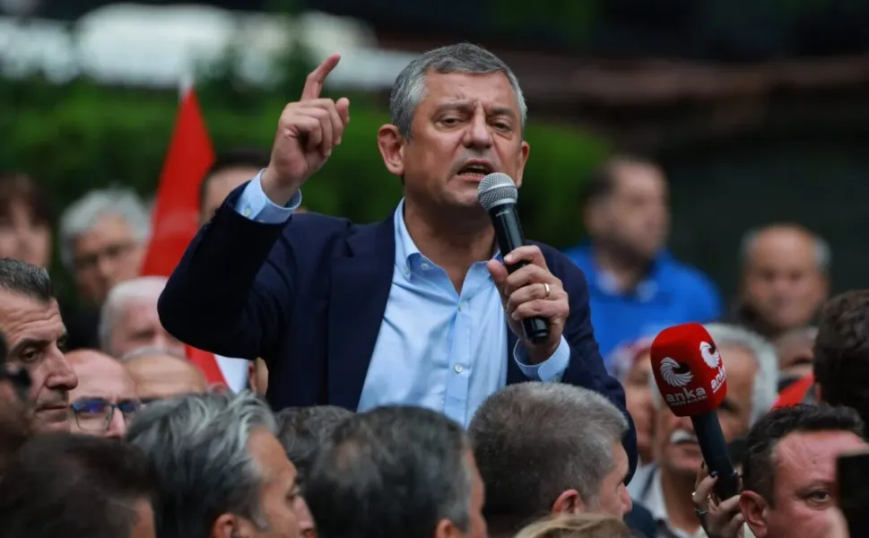 Özgür Özel’den dikkat çeken ‘kayyum’ çıkışı: 'İktidara yürümeye devam ederim'
