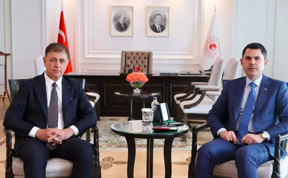 CHP'den istifa eden Cemil Tugay'dan Murat Kurum'a sürpriz ziyaret!
