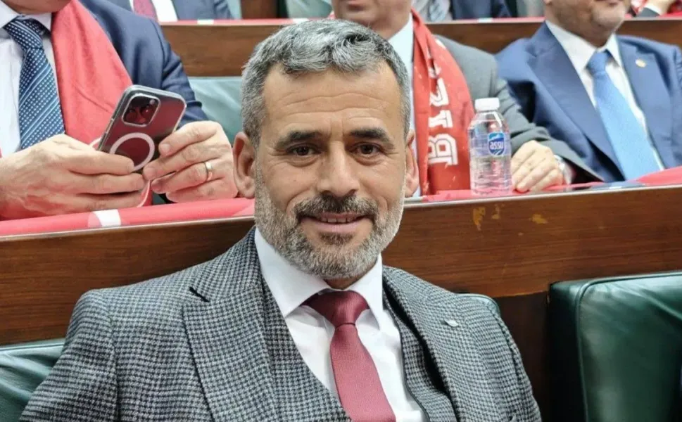 AK Partili belediye başkanına bıçaklı saldırı; oğlu arbedede yaralandı