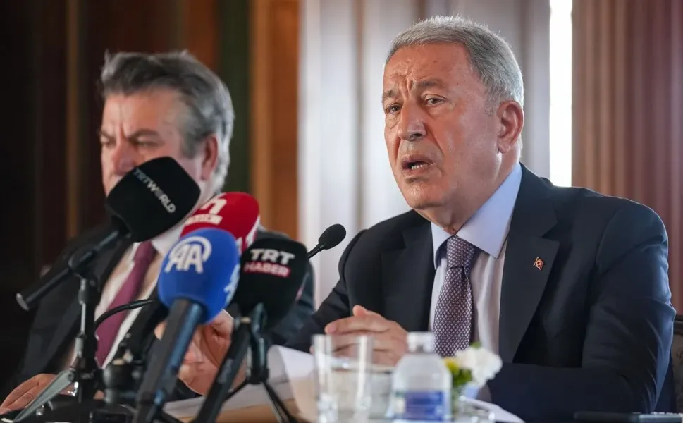 Hulusi Akar’dan S-400’lerin BAE’ye gönderileceği iddialarına yanıt