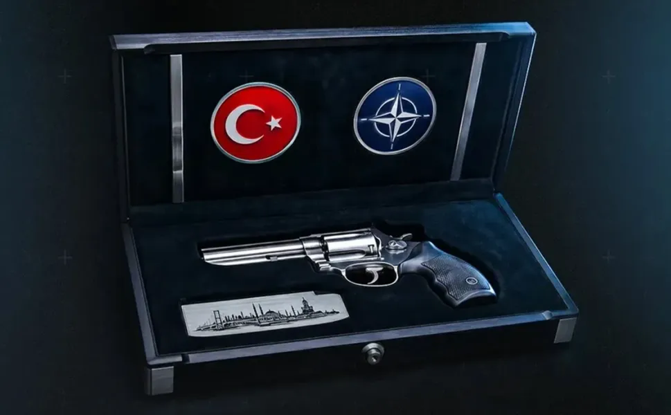 NATO Zirvesi'nde liderlere silah hediye edilmişti: Erdoğan detayları ilk kez anlattı