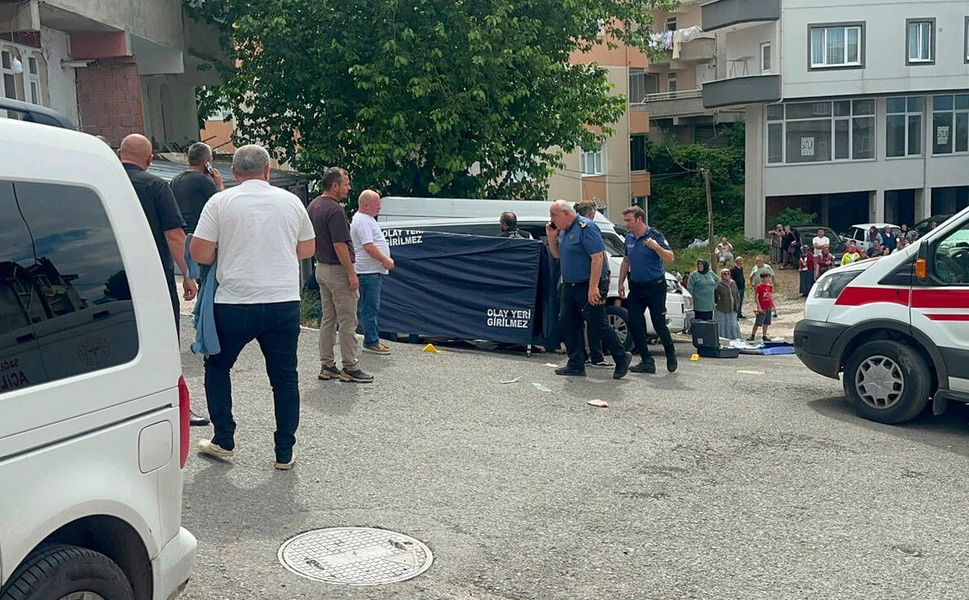 Aile içi yer kavgası kanlı bitti: 3 kişi hayatını kaybetti