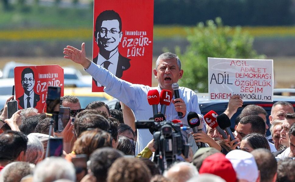 Özgür Özel Silivri'de konuştu: 'Rejim, adalete meydan okuyor'