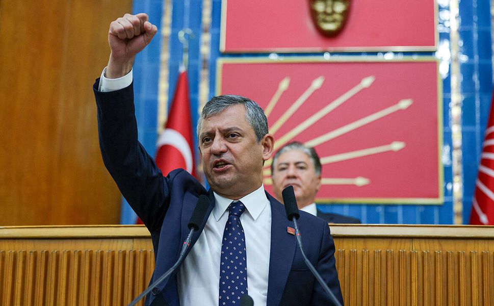 Özgür Özel duyurdu: Yeni partimizi kuruyoruz