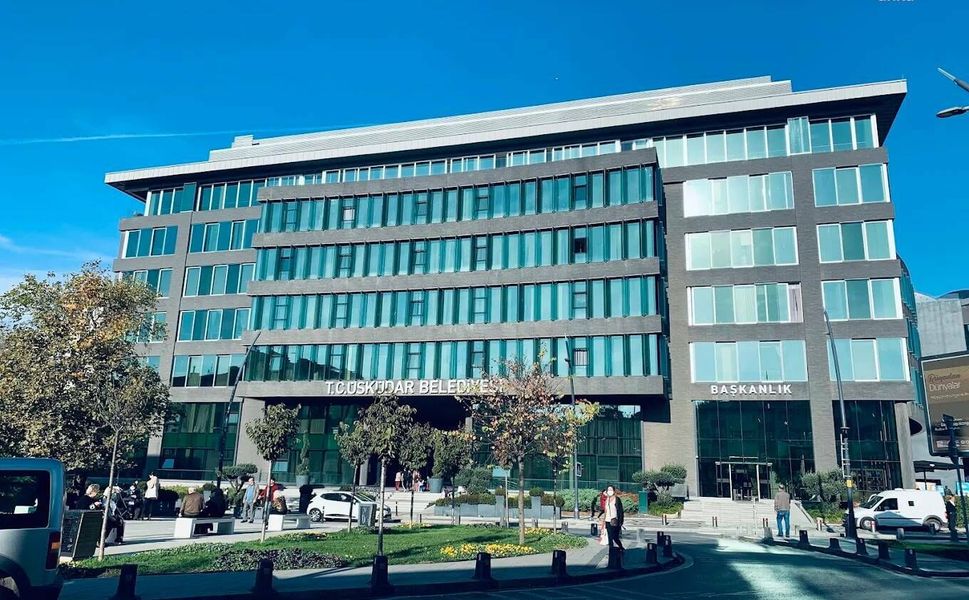 Üsküdar operasyonunu başlatan müteahhit: '300 bin doları çikolata kutusuna sığdırdım'
