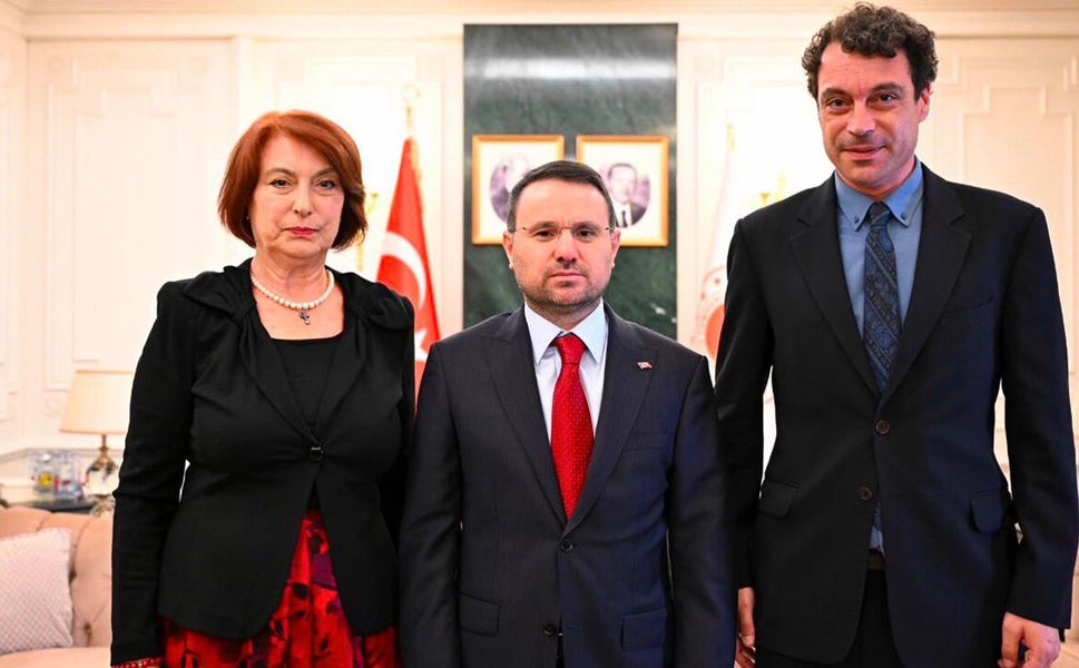 Akın Gürlek, Uğur Mumcu'nun ailesiyle görüştü