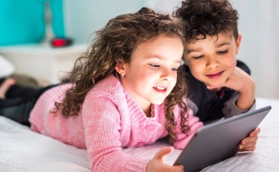 Sosyal medya devlerini zorlayacak düzenleme: Aileler dava açabilecek!