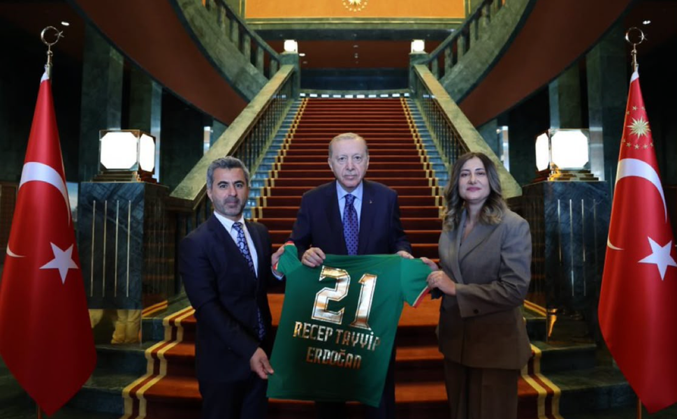 Cumhurbaşkanı Erdoğan, Amedspor’u ağırladı