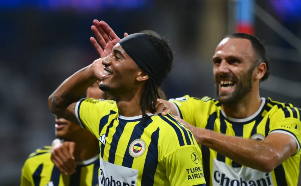 Fenerbahçe, Şampiyonlar Ligi’nde lig aşamasına yükseldi